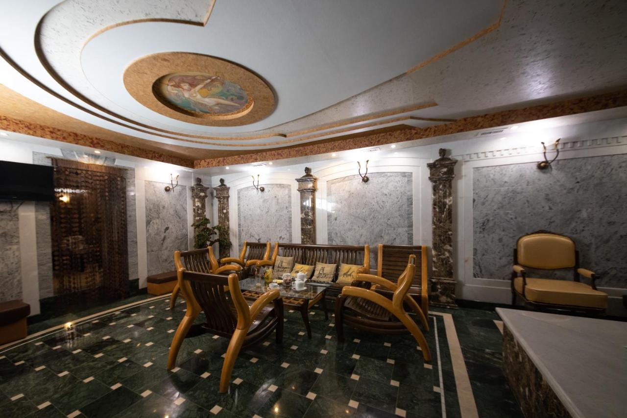 Hotel "Mandarin Clubhouse" خاركيف المظهر الخارجي الصورة