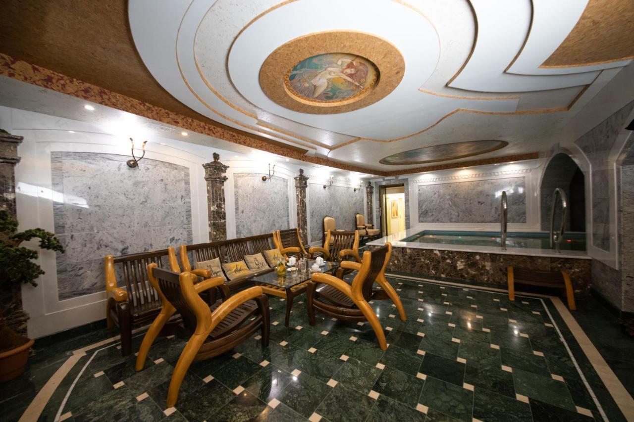 Hotel "Mandarin Clubhouse" خاركيف المظهر الخارجي الصورة