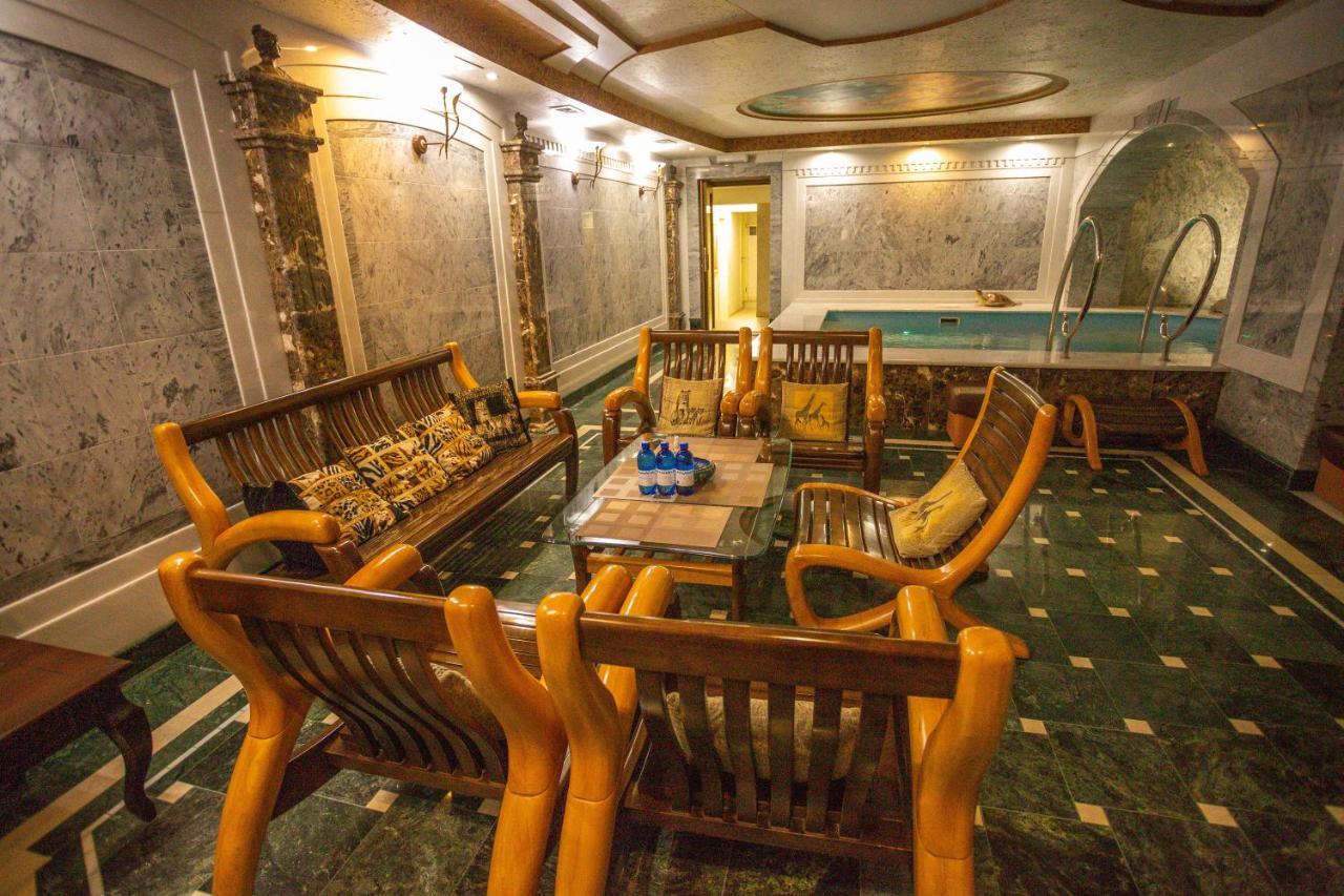 Hotel "Mandarin Clubhouse" خاركيف المظهر الخارجي الصورة