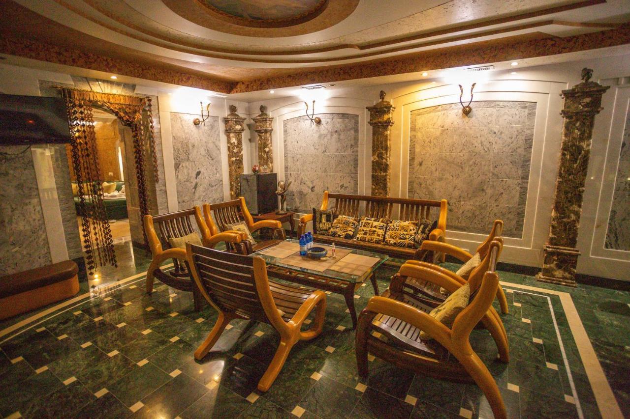 Hotel "Mandarin Clubhouse" خاركيف المظهر الخارجي الصورة